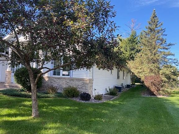 5th image of 930 PINEWOOD LANE