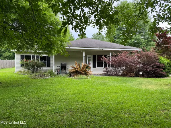 117 Williamsburg Rd, Picayune, MS 39466