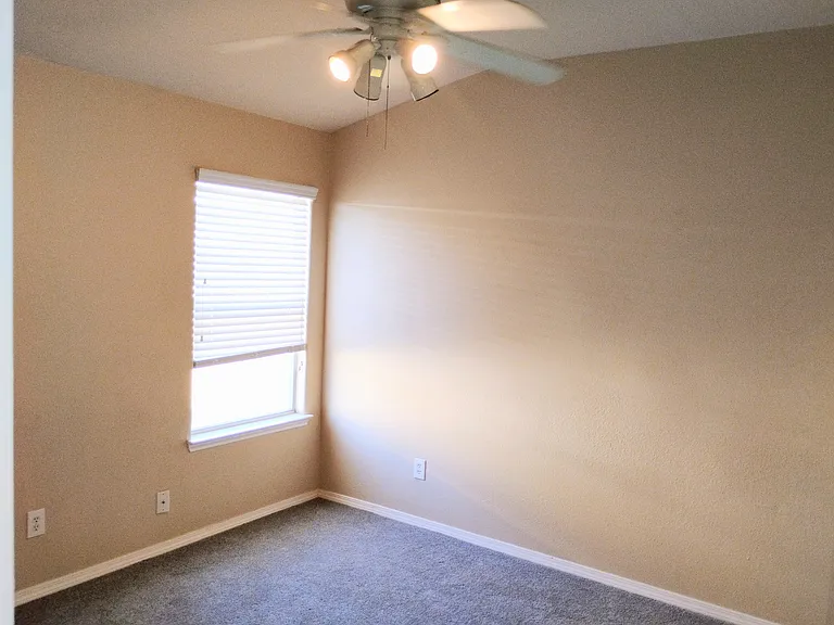 10819 Barker Gate Ct — Photo 19