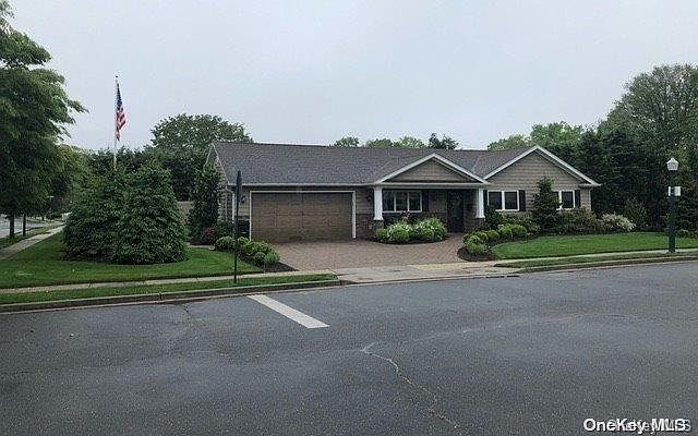 1st image of 190 Voorhis Avenue