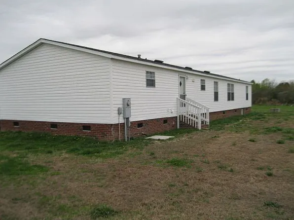 89 Brook Pl, La Grange, NC 28551