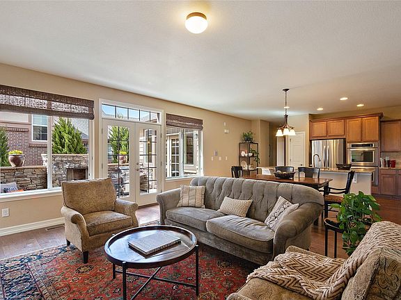 5th image of 260 N Yosemite Way