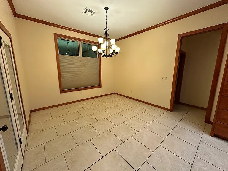 2709 Belmont Dr — Photo 13