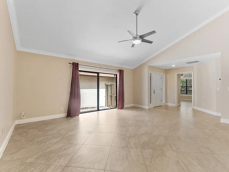 13721 Lazy Oak Dr — Photo 5