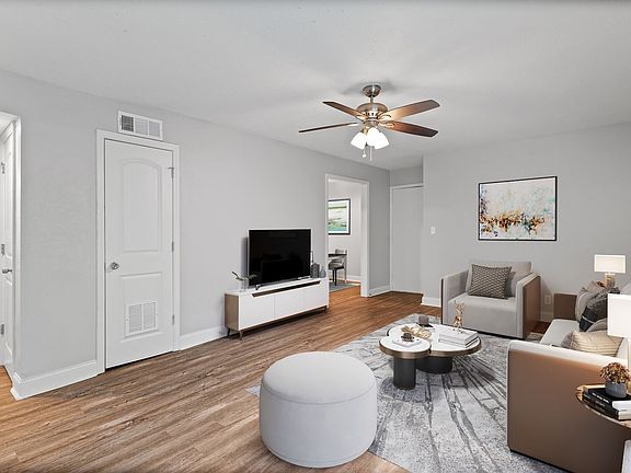 4th image of 3740 Wyandotte St APT 2N