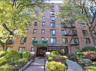 830 Howard Ave APT 4H, Staten Island, NY