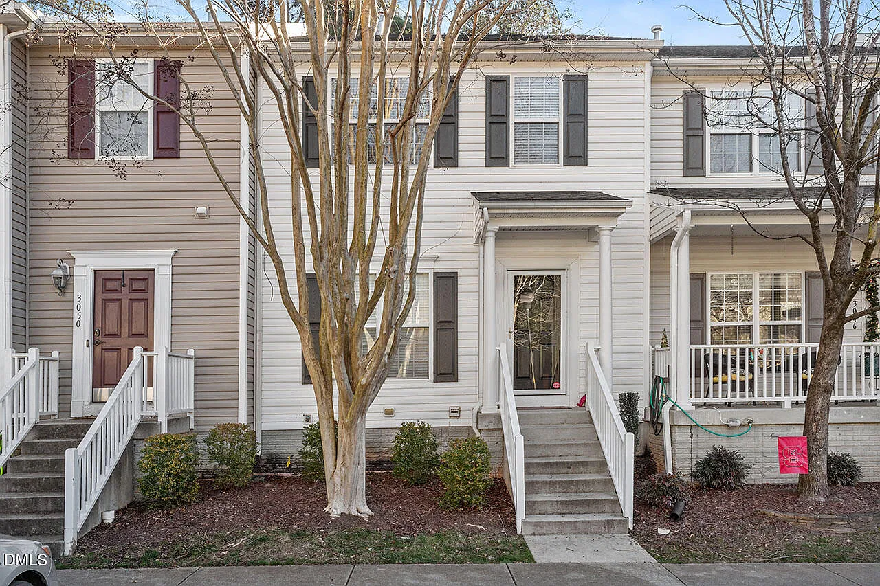 3 bed, 3.5 bath, $1,875 — Photo 1