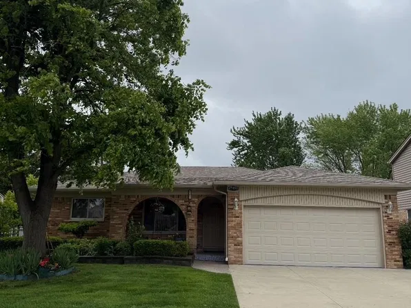 47851 Goldridge Ln, Macomb, MI 48044