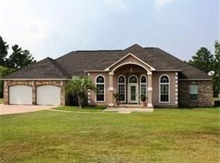 6300 Morningside Dr, Vancleave, MS 39565