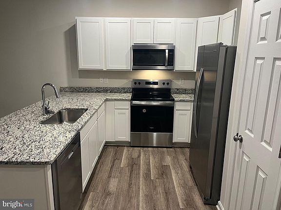 2nd image of 167 Rae Ct