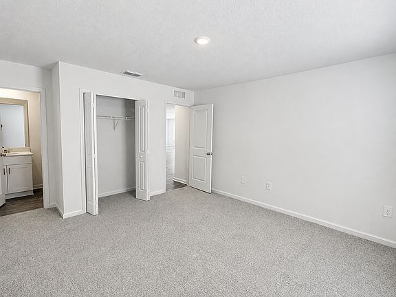 5th image of 8283 SW 42nd Cir