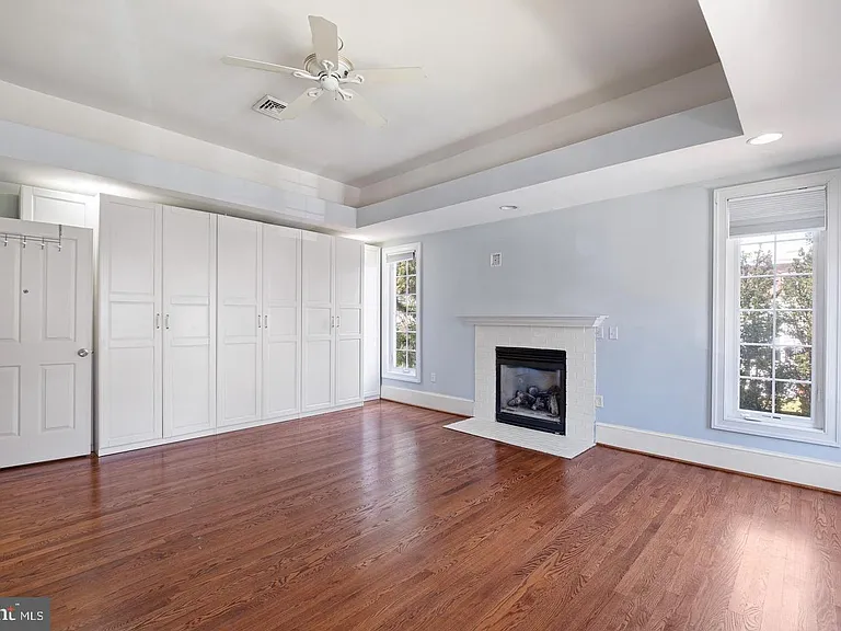 1419 Hamilton St — Photo 22