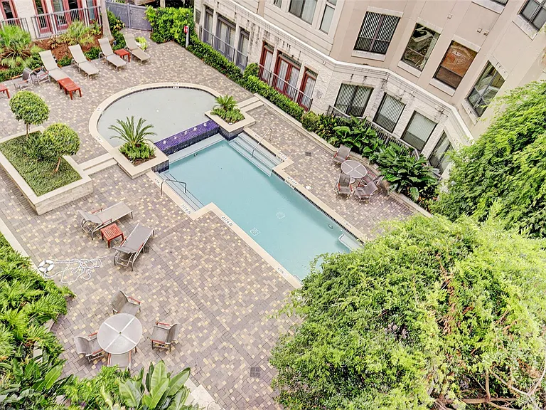 1901 Post Oak Blvd #2602 — Photo 22