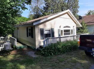 826 State Route 92, Nicholson, PA 18446