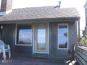 3rd image of 507 NW Highway 101