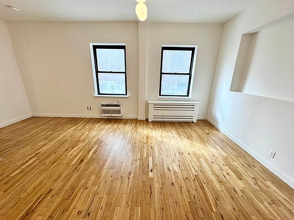 2nd image of 416 Lafayette St APT 3B
