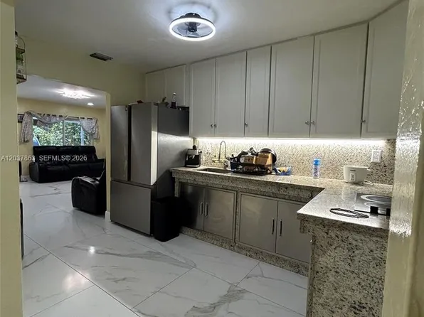 5157 NE 5th Ave #1, Fort Lauderdale, FL 33334