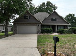 6717 Cotter Dr, Milton, FL 32570