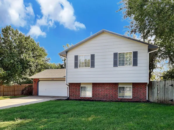 5432 S Mosley Ct, Wichita, KS 67216