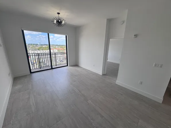 511 Lucerne Ave, Lake Worth, FL