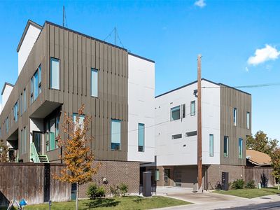 4805 Manett St #104, Dallas, TX, 75204