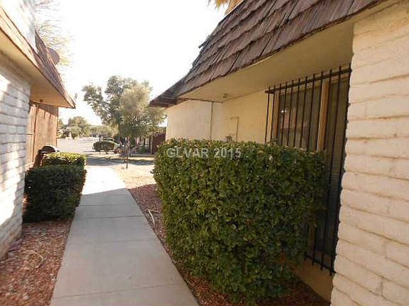 3rd image of 3280 N Heritage Way #3280
