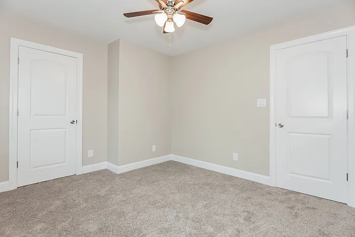503 E Cloninger St — Photo 13