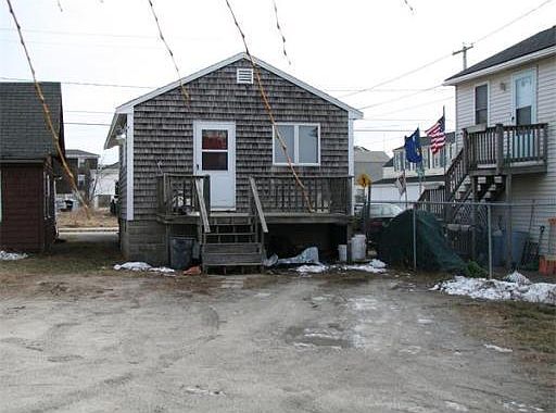 2nd image of 32 Cable Ave