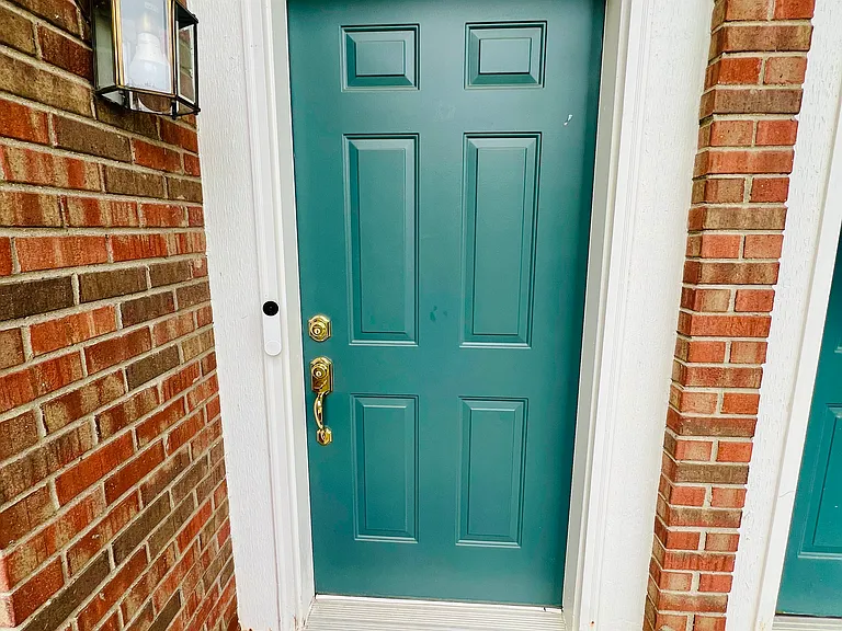 16836 Dover Dr #10 — Photo 8