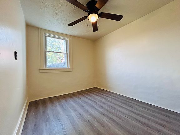5th image of 619 Baker St #3