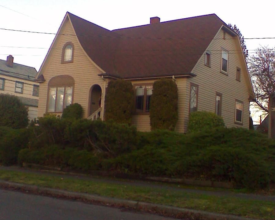 1st image of 805 N Warner St #House