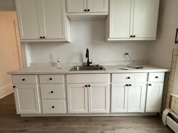 136 Congress St APT 2, Cohoes, NY 12047