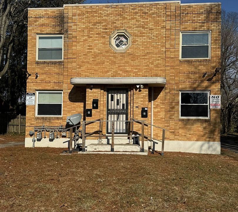 1st image of 321 W Norman Ave Unit 4
