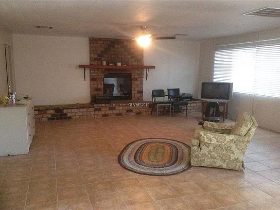 4th image of 3083 Congress Ave