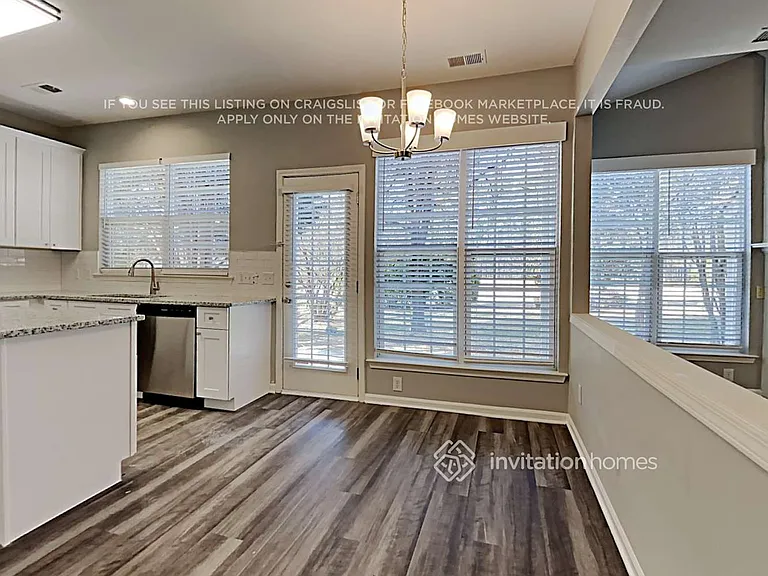 9135 Hearst Ct — Photo 8