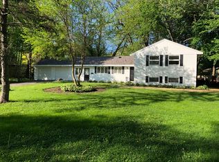 31 Golden Larch Ct, Naperville, IL
