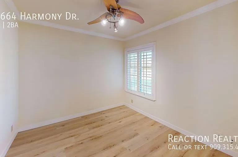 10664 Harmony Dr — Photo 6