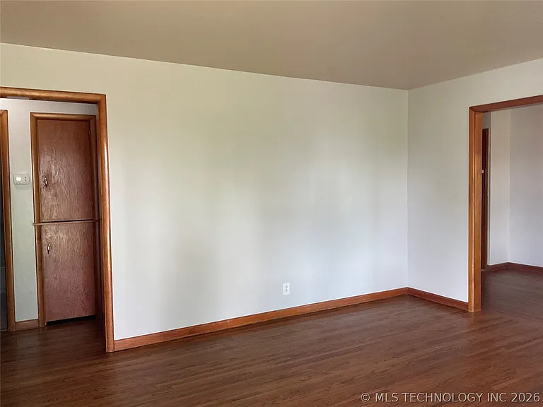 5220 E Independence St N — Photo 2