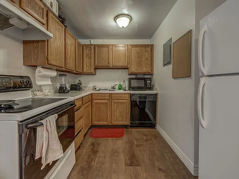 724 W 1720 N #113 — Photo 4