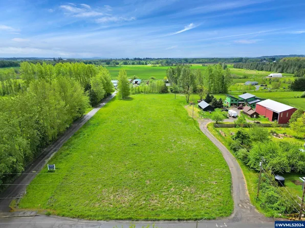 4530 SW Nash Ave, Corvallis, OR 97333