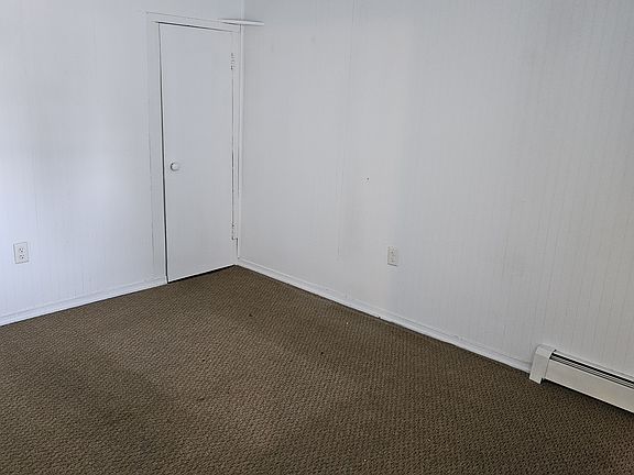 4th image of 609 Center St #2