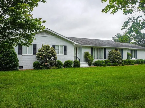 9505 Woodville Rd, West Paducah, KY 42086