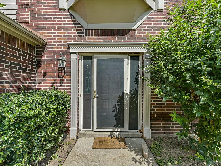 7063 River Garden Dr — Photo 4