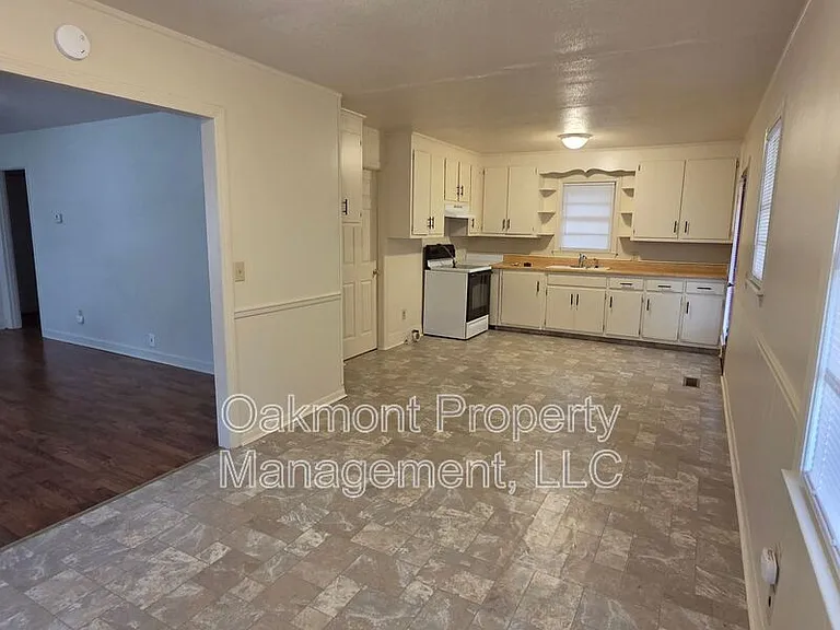 5313 Bayleaf Dr — Photo 5