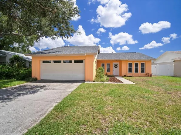 812 Settlers Rd, Tampa, FL 33613