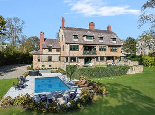 7 Red Cross Ave, Newport, RI 02840