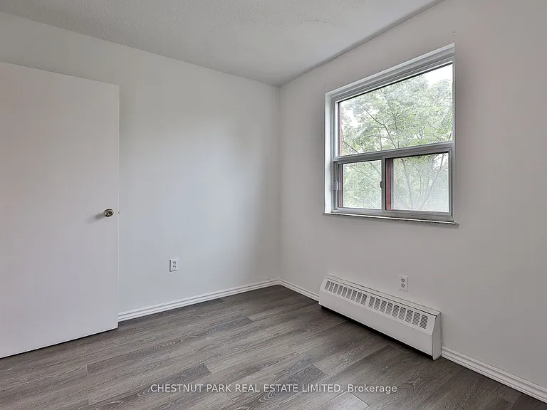 900 Glen St #409 — Photo 24