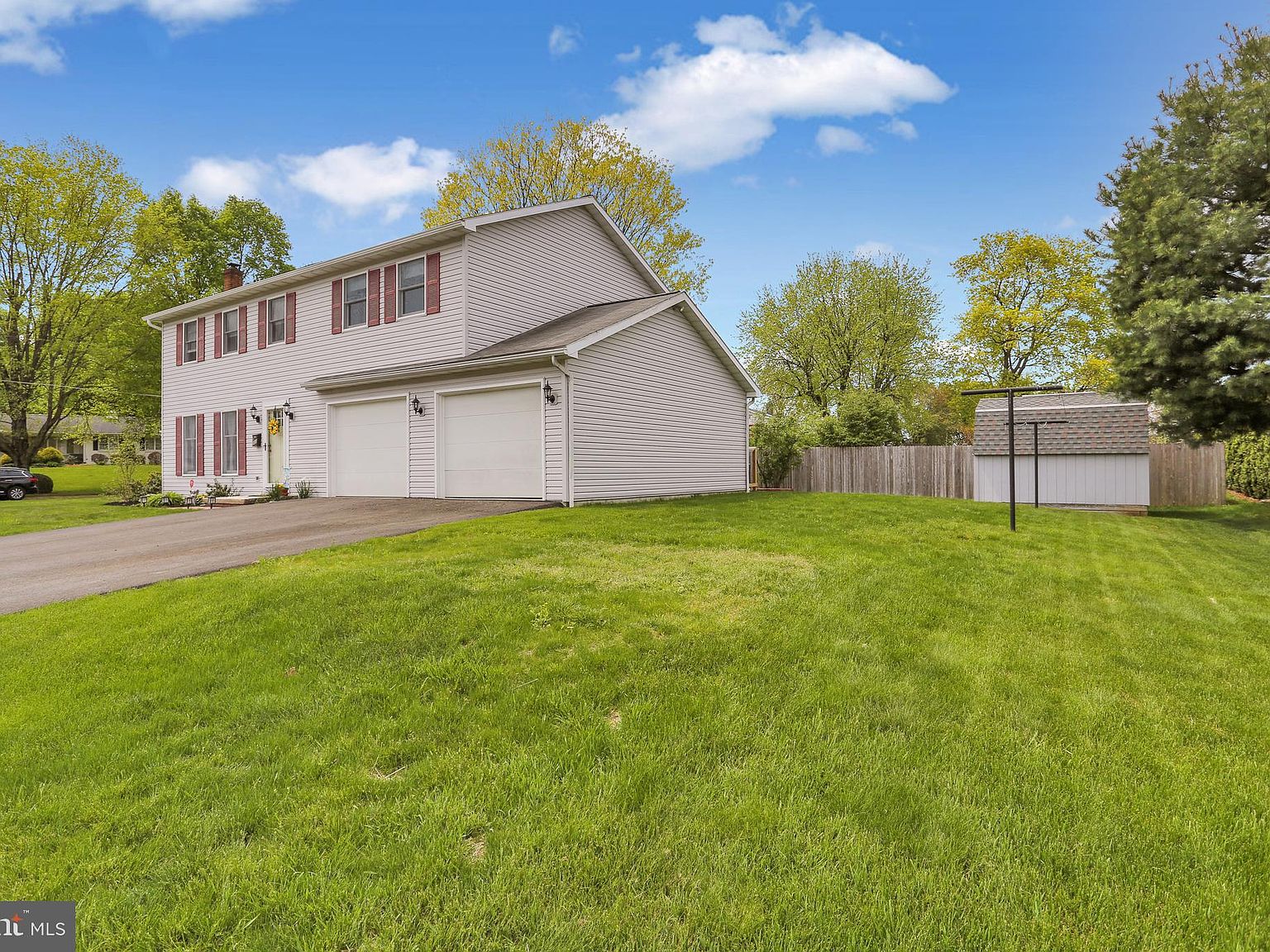 300 Lynn St, Robesonia, PA 19551 Zillow