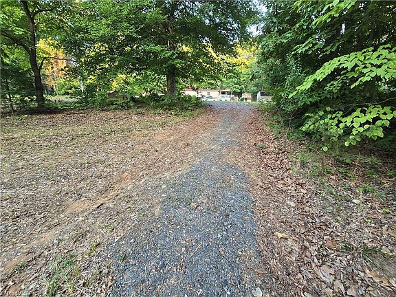 3rd image of 1966 S Lake Dr