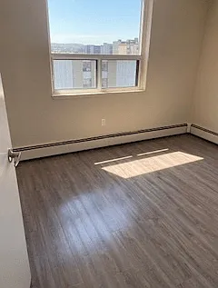 95 Barlake Ave — Photo 11